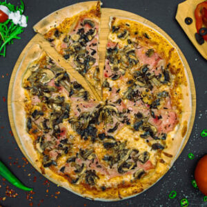 Pizza Prosciutto Funghi